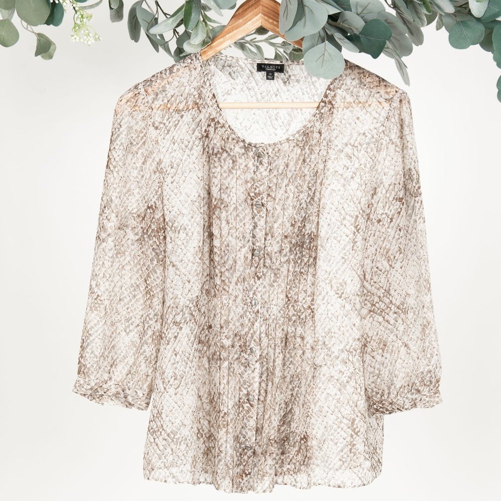 TALBOTS SHEER SNAKESKIN 10 BUTTON DOWN BLOUSE